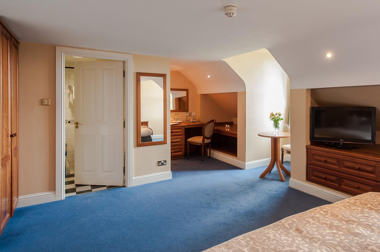 Blarney Castle Hotel エクステリア 写真