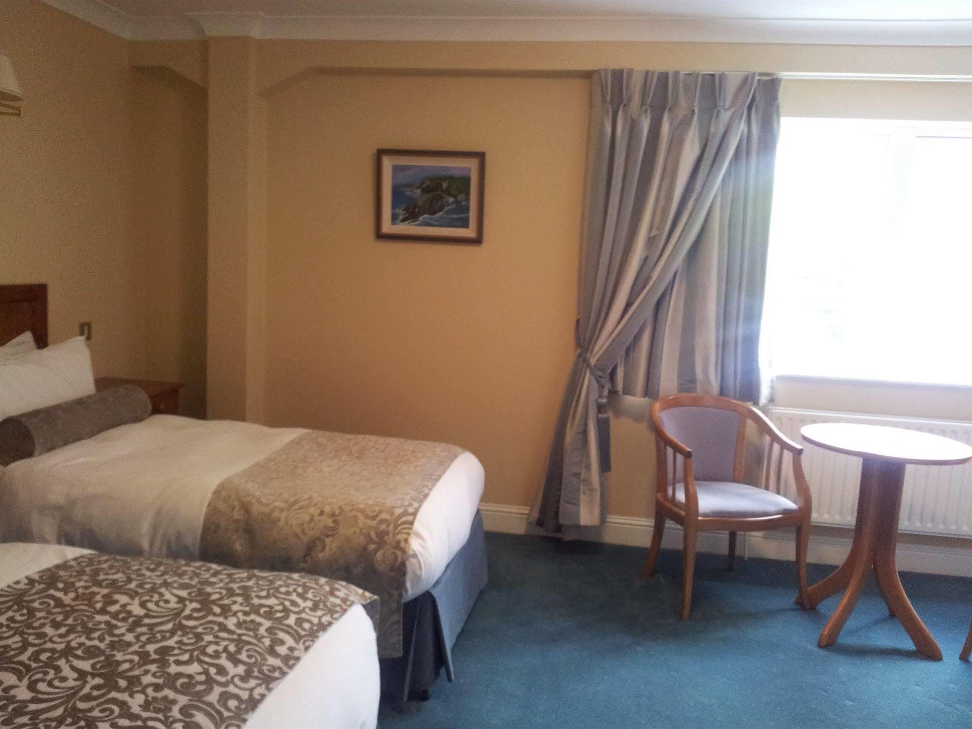 Blarney Castle Hotel エクステリア 写真